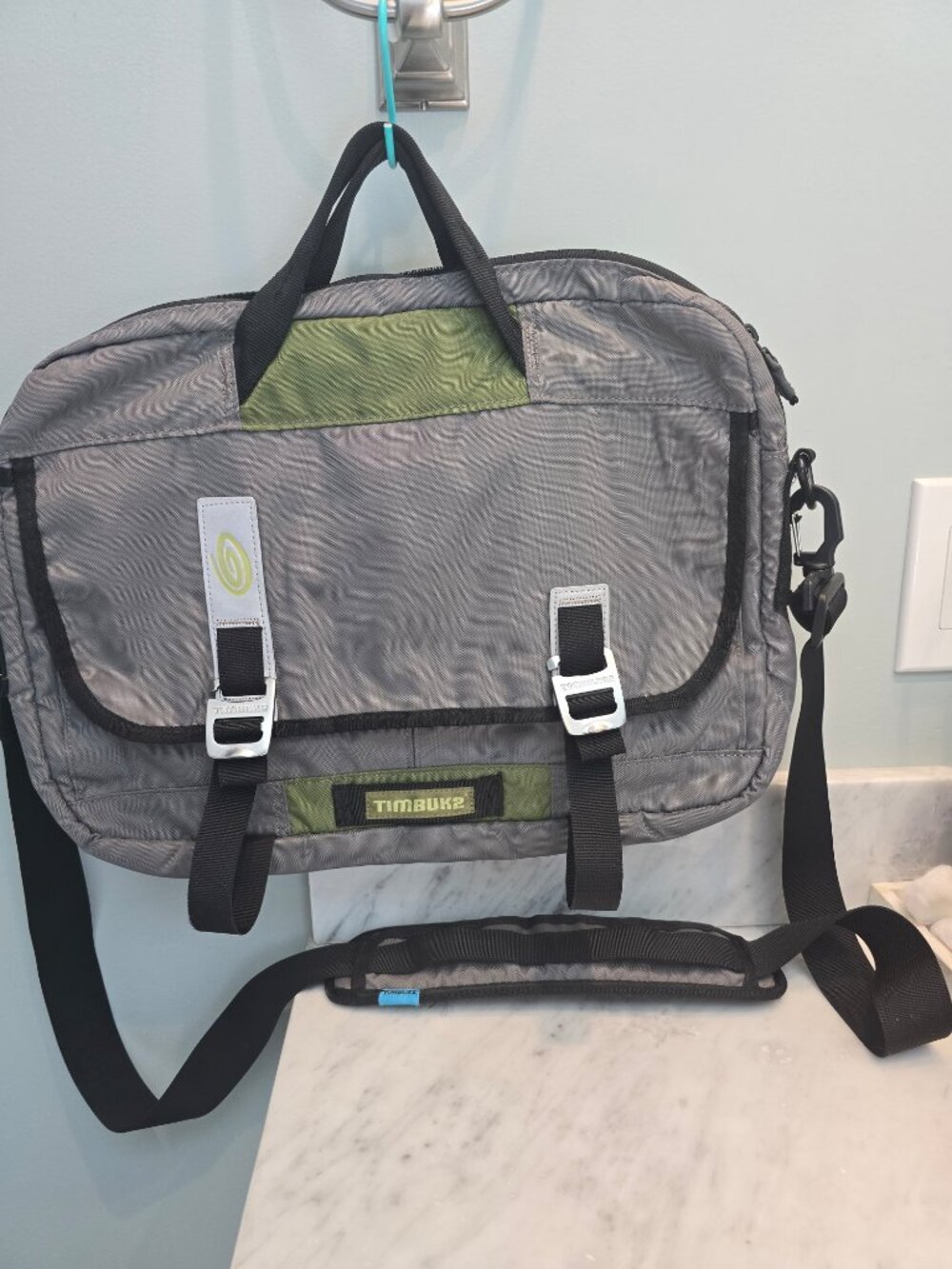 TIMBUK 2 Closer Messenger Bag Laptop Briefcase Crossbody